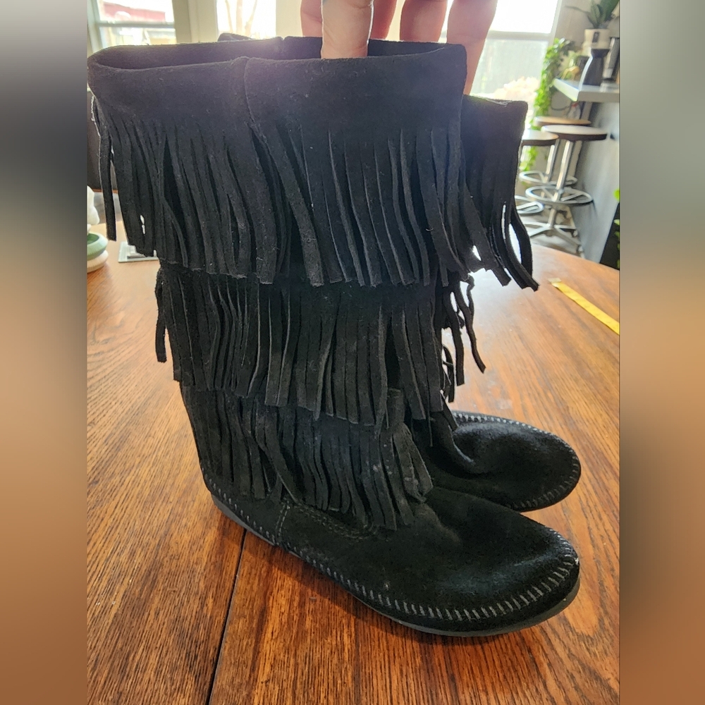 Fringe Black Suede Women's Boots - Minnetonka